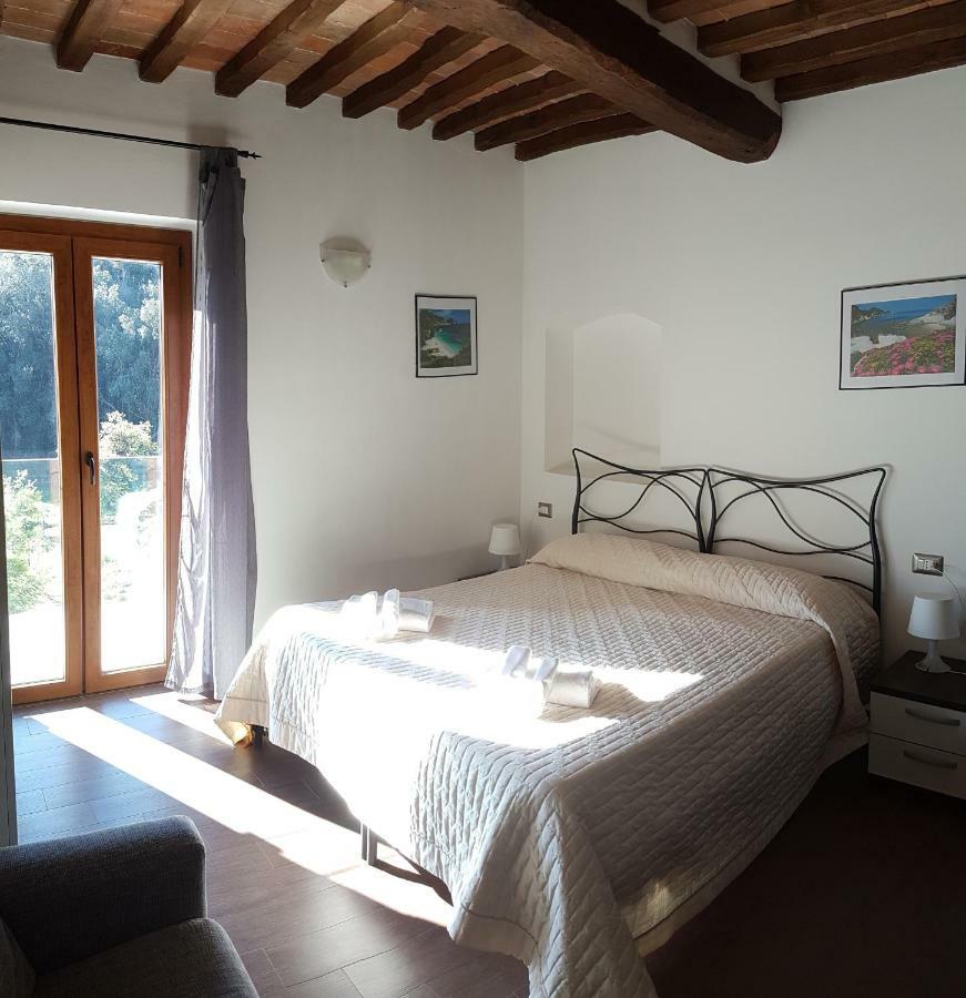 B&B Capo Pero Rio Marina Eksteriør billede